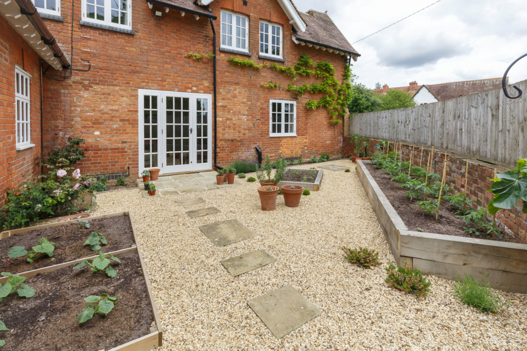 Climate resilient gardens - gravel garden with stone path